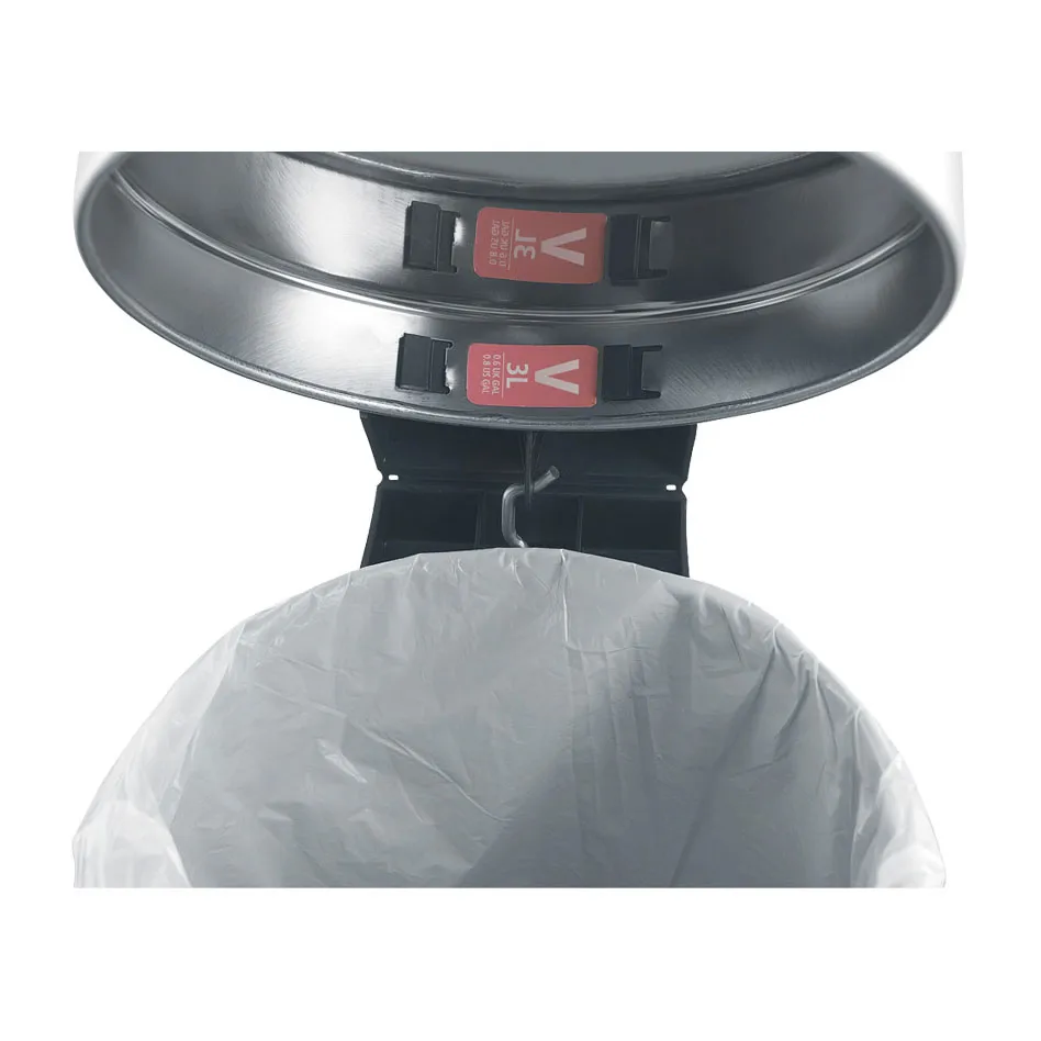 New Icon 新经典脚踏垃圾桶3升, 哑光防指纹钢 Brabantia
