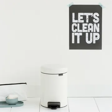 New Icon 新经典脚踏垃圾桶3升 - 白色 - Brabantia