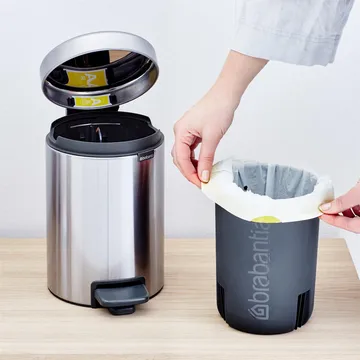 New Icon 新经典脚踏垃圾桶3升 - 哑光钢 - Brabantia