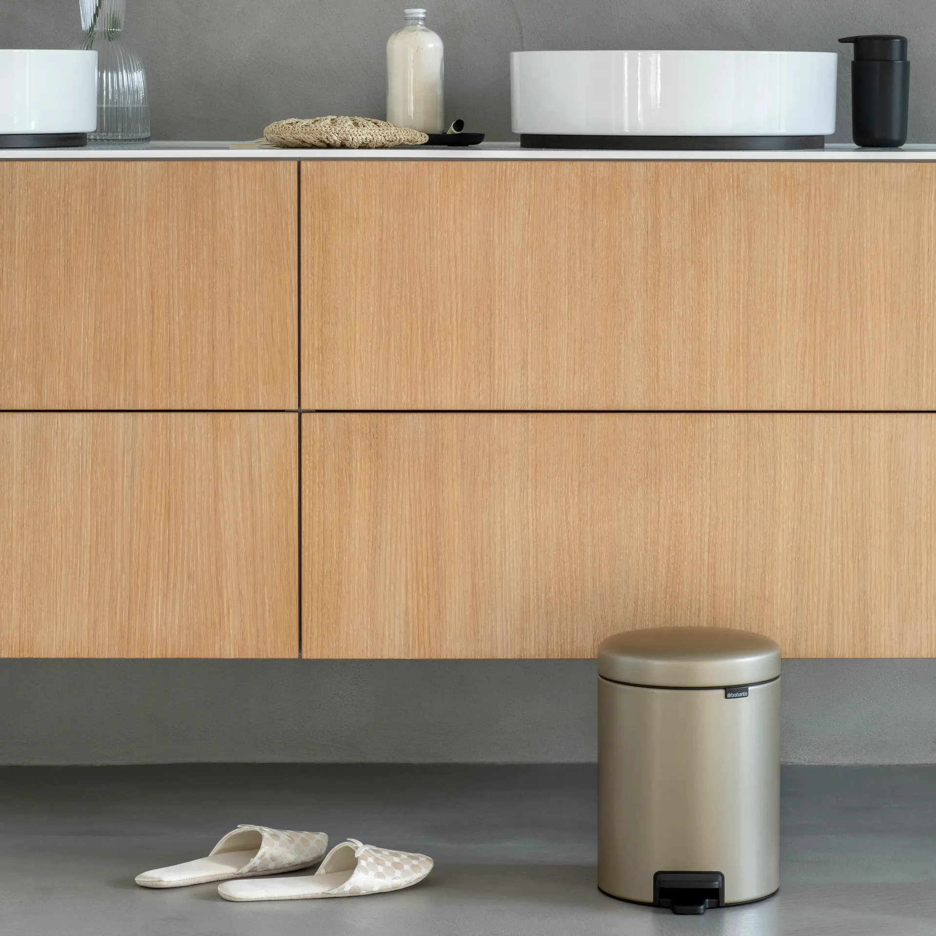 New Icon 脚踏式垃圾桶 5升, Metallic Gold Brabantia