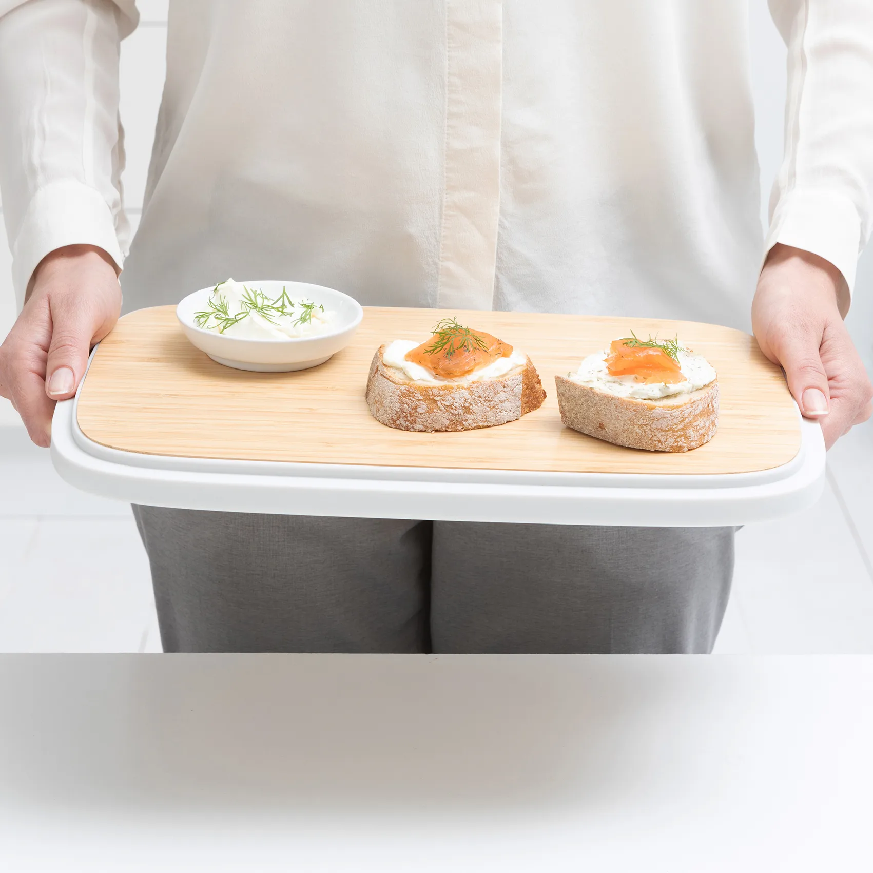 Nic bread box, light 灰色 Brabantia