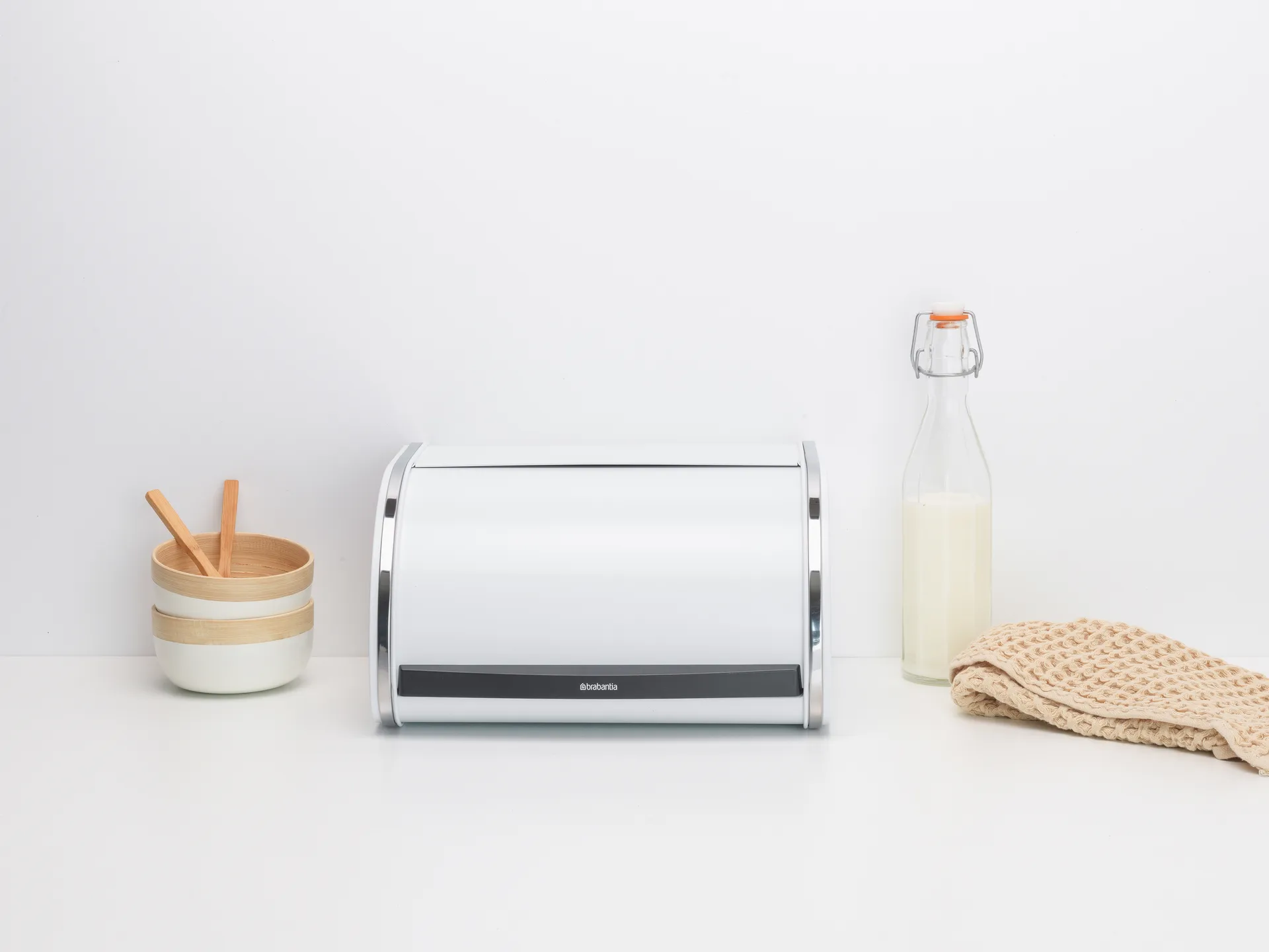 Roll Top 小号面包箱, 白色 Brabantia