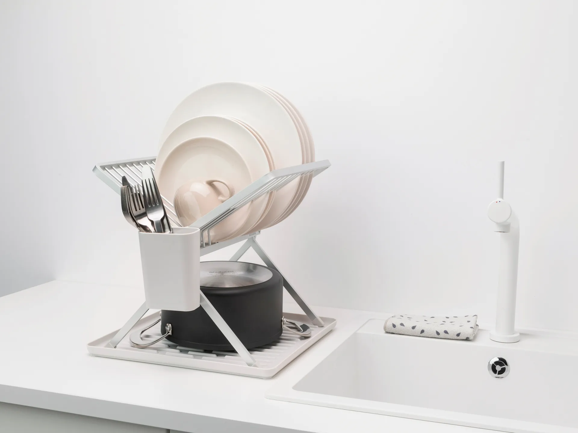 Sinkside 可折叠碗碟架37cm, 浅灰色 Brabantia