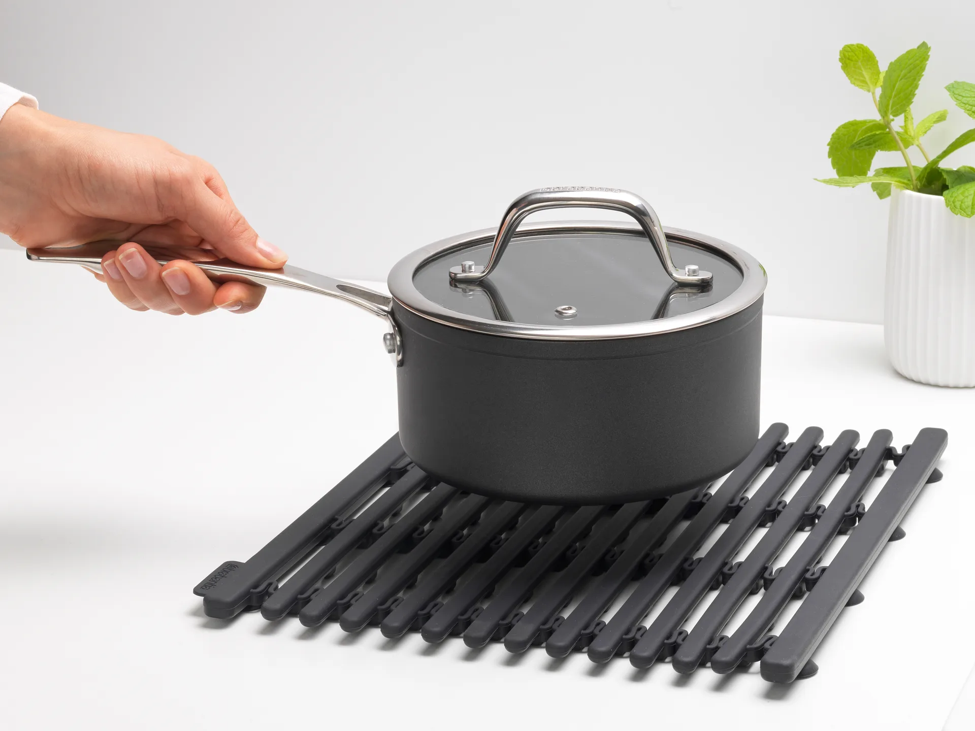 Sinkside dish rack 30x30 cm, Dark 灰色 Brabantia