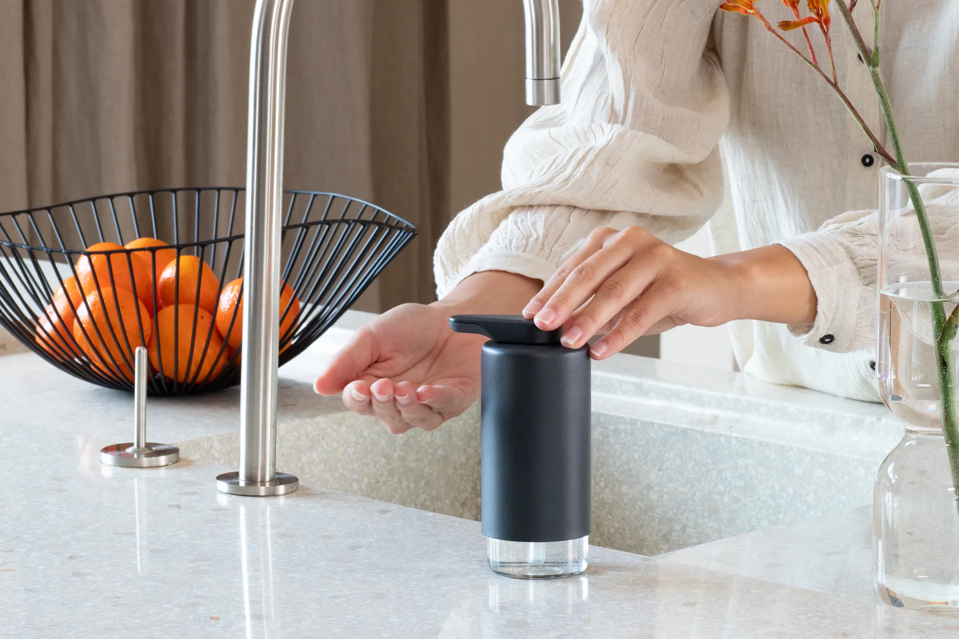 SinkStyle 皂瓶, 矿物无限灰色 Brabantia