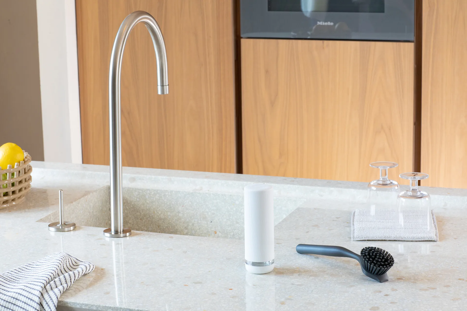 SinkStyle 洗衣液瓶, 矿物清新白色 Brabantia