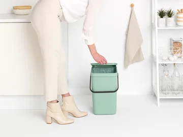 Sort & Go 分类垃圾桶 25升 - 翡翠绿色 - Brabantia