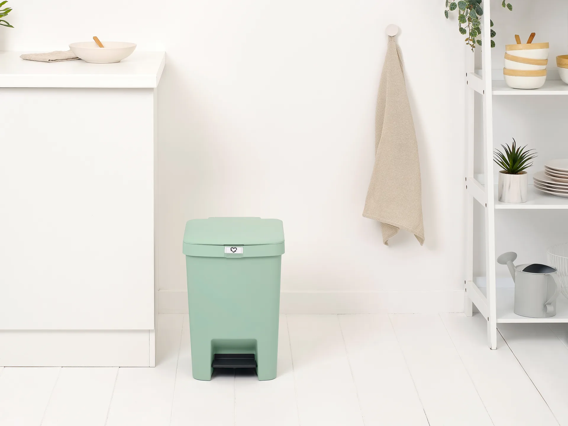 StepUp 脚踏式桶 25 L, Jade green Brabantia