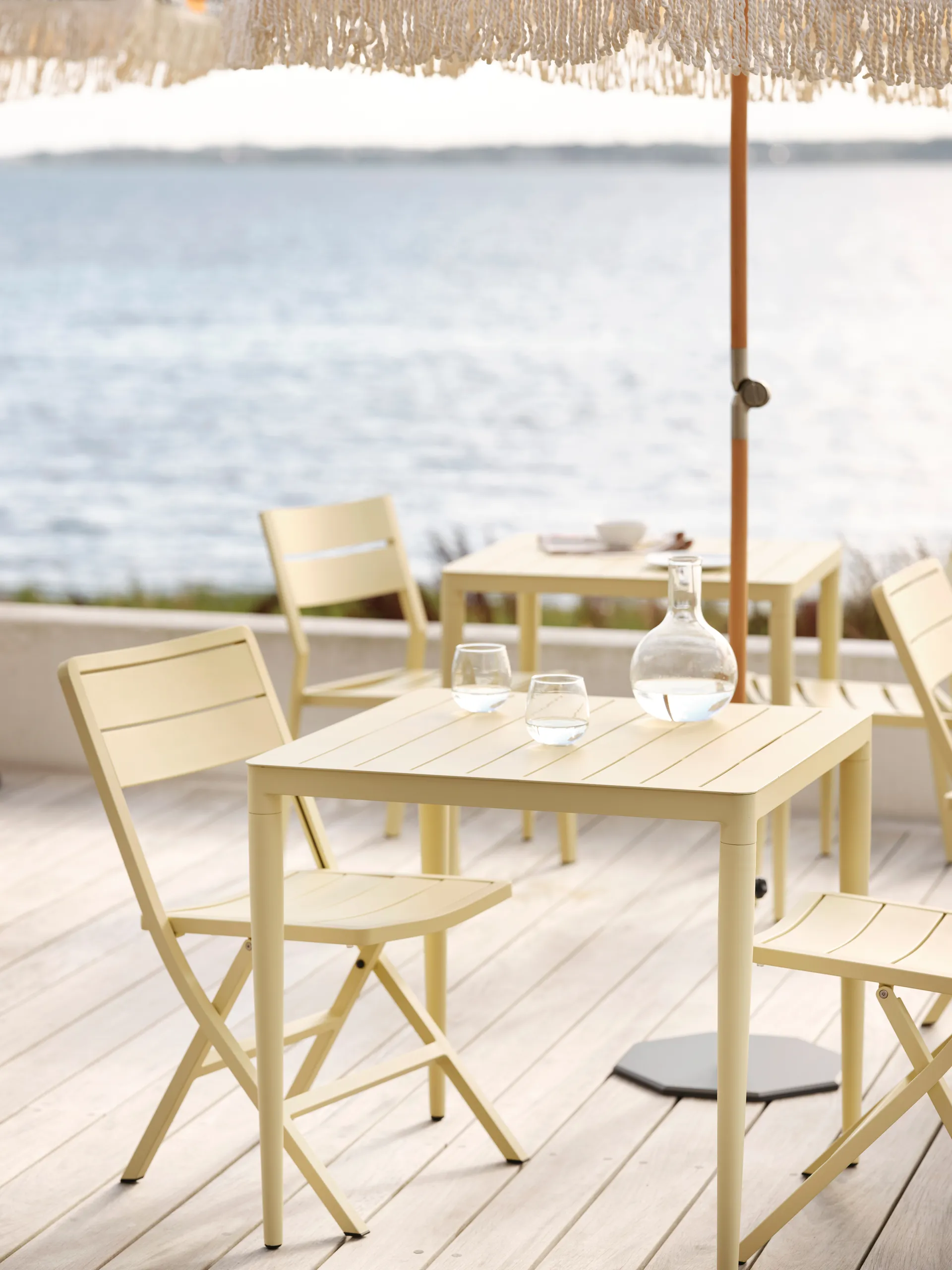 Bigby 餐桌, Lemon, 76x76 cm Brafab