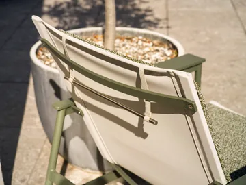 Soro lounge 扶手椅 - Nordic 绿色-teddy verde - Brafab