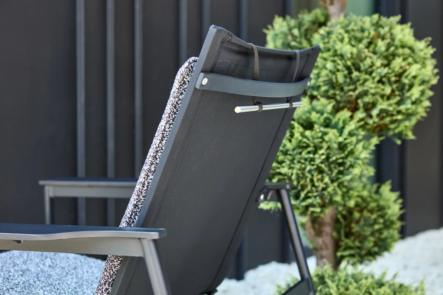 Soro lounge 扶手椅, 黑色-teddy ant Brafab