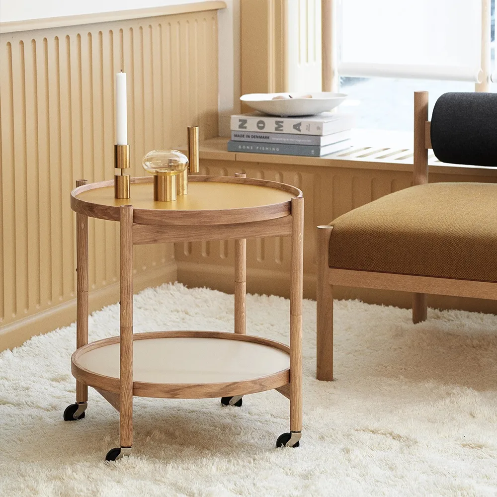 Bølling Tray Table 50型, 陶土色_黑色漆面橡木底座 Brdr. Krüger