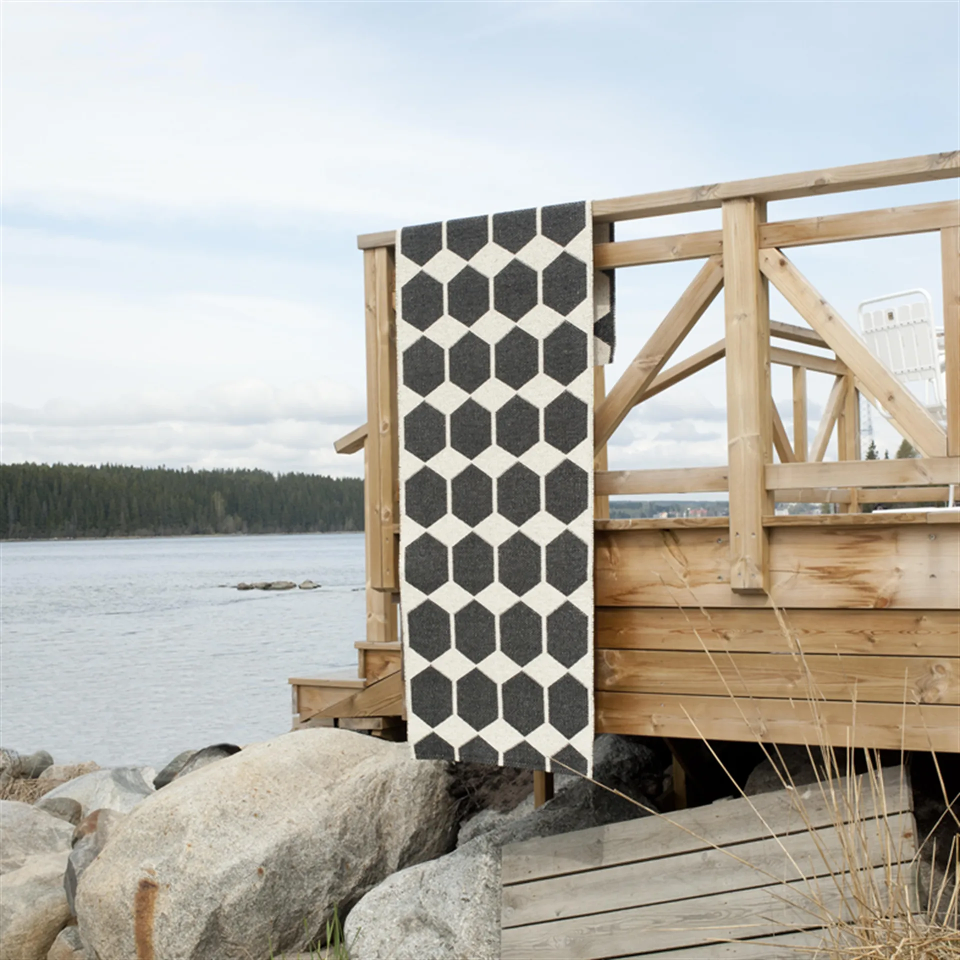 Anna_地毯_黑色, 70x140cm Brita Sweden