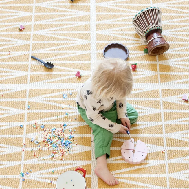 Helmi 地毯 large yellow, 150x200 cm Brita Sweden