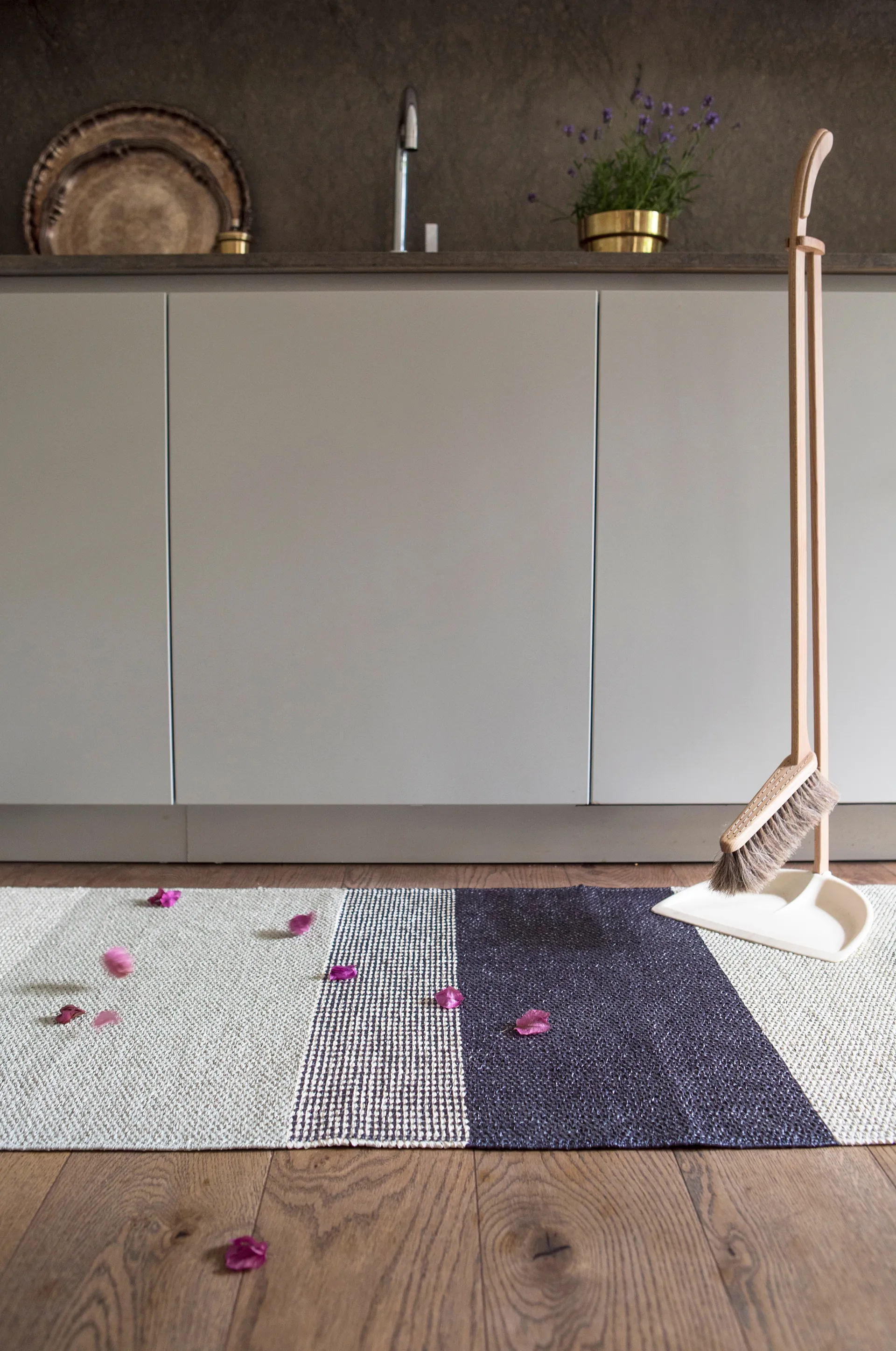 Seasons PVC地毯 170x250 cm, berry (粉色/紫色) Brita Sweden