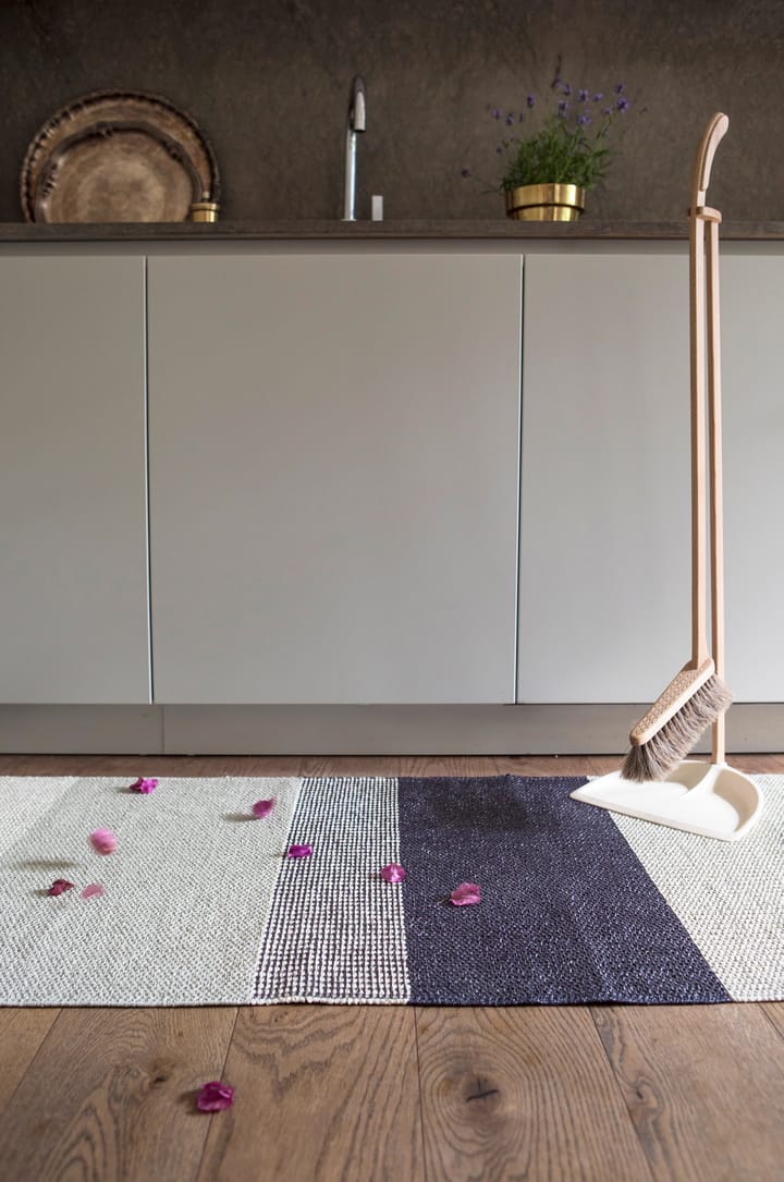 Seasons PVC地毯 170x250 cm, berry (粉色/紫色) Brita Sweden