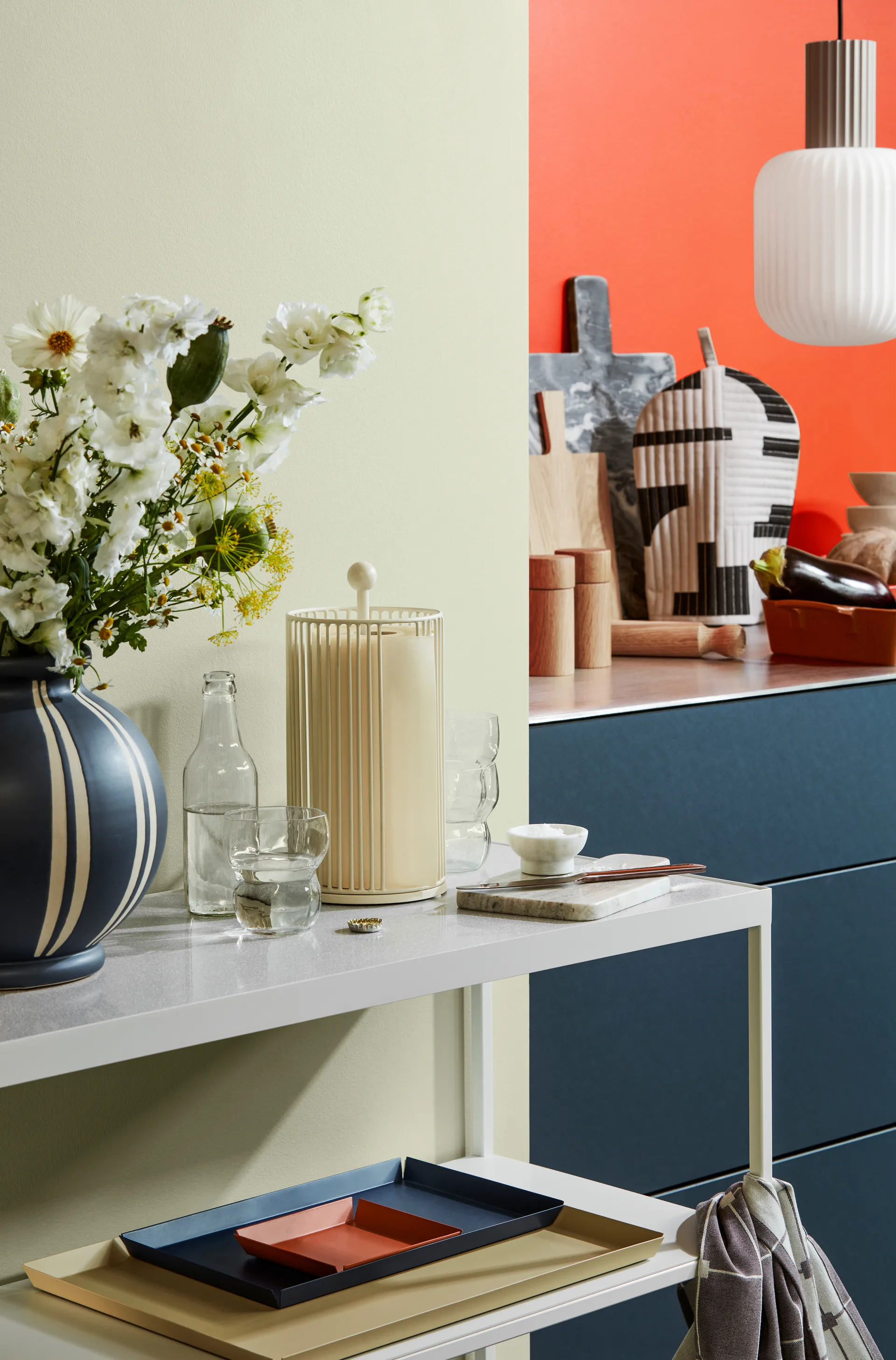 Edda kitchen paper holder 28 cm, Light warm 灰色 Broste Copenhagen