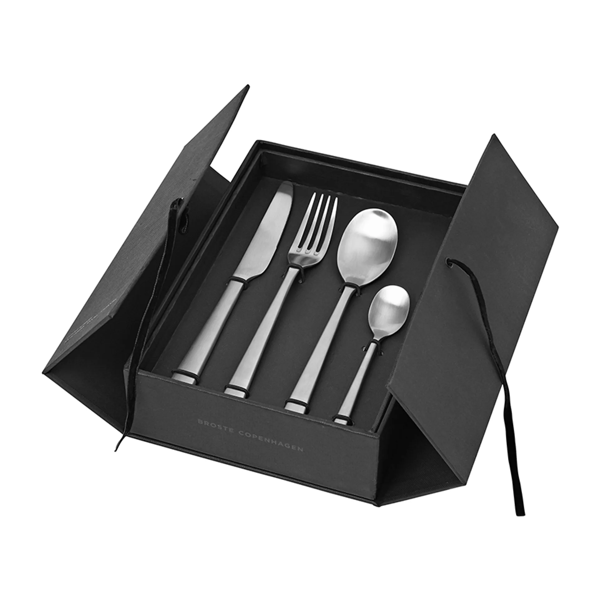 Hune 餐具 cutlery 16 pcs, Brushed satin Broste Copenhagen