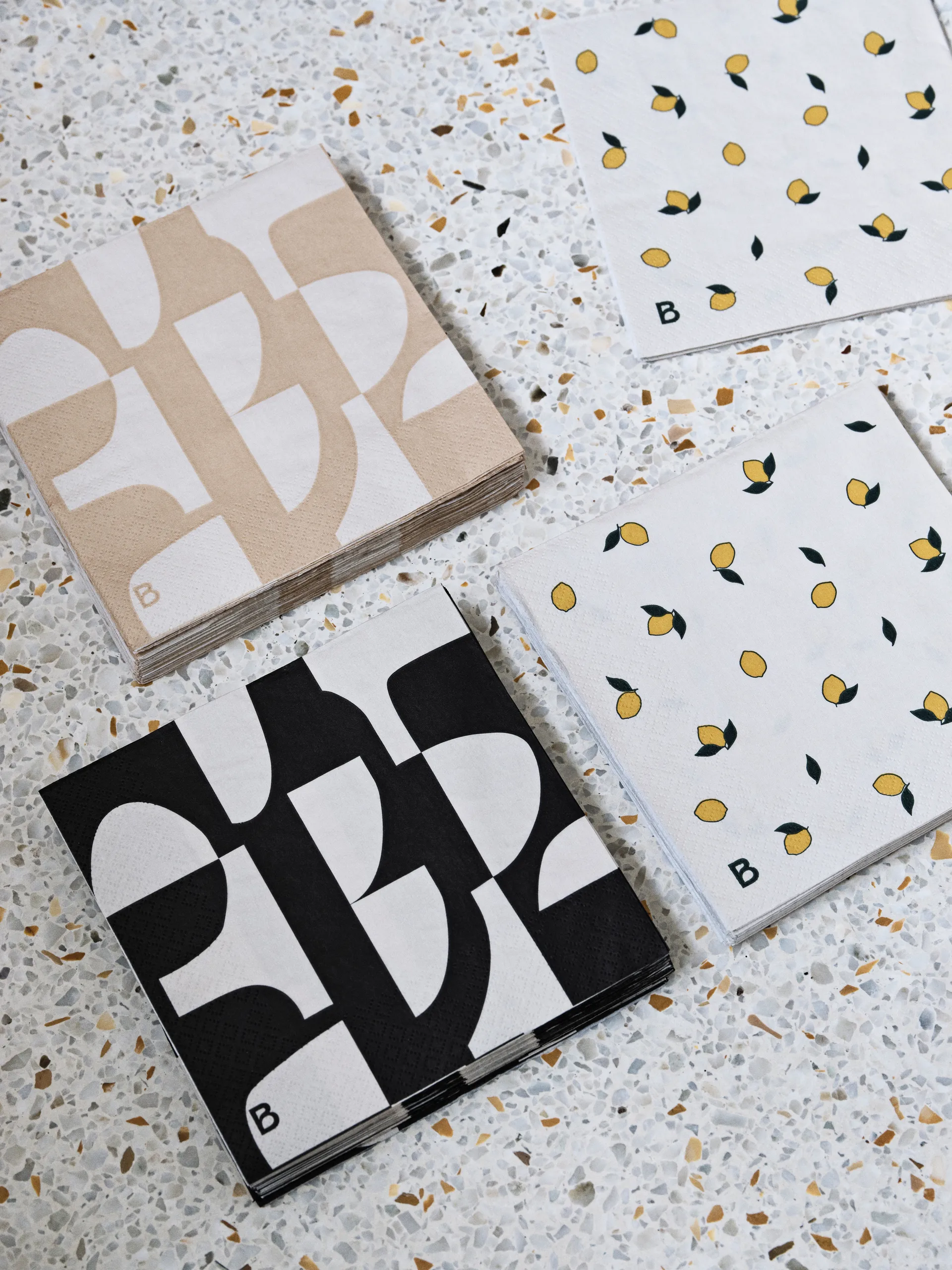 Lara 餐巾纸 33x33 cm 20-pack, 黑色-米白色 Broste Copenhagen