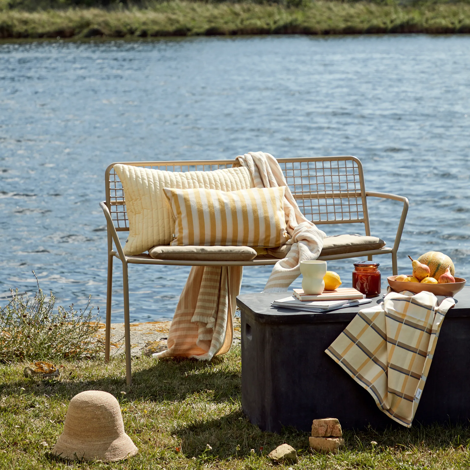 Limfjord 马克杯 35 cl, soft 米色 Broste Copenhagen