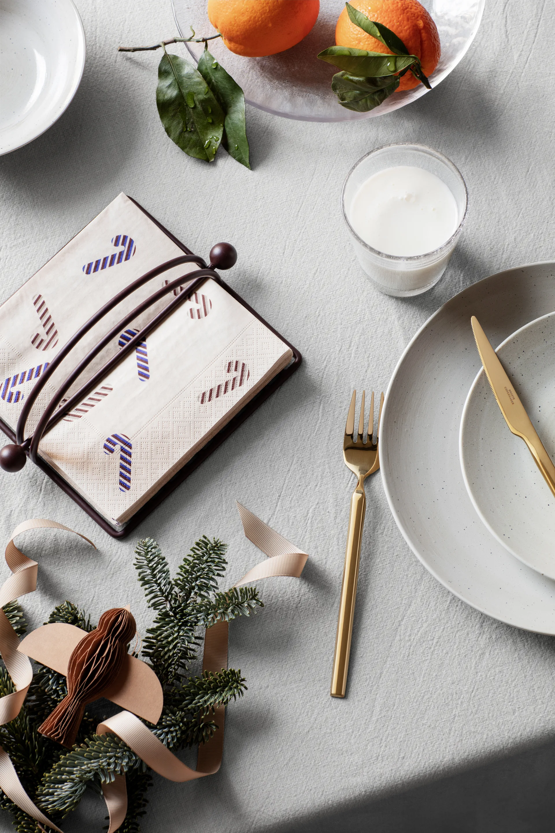 Nordic Vanilla 盘子 Ø26 cm, Cream with grains Broste Copenhagen