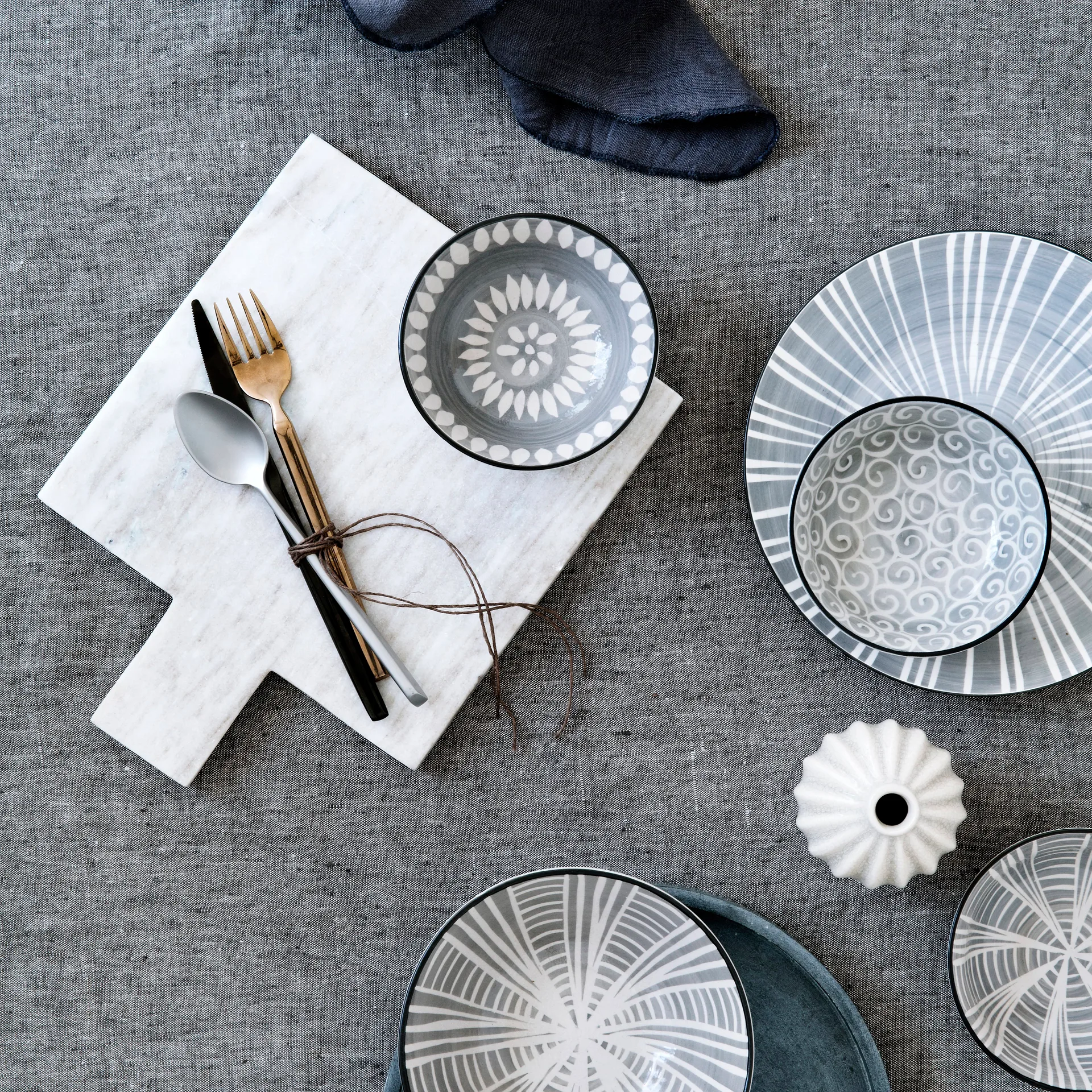 Sletten 餐具 cutlery set 16 pcs, matt 不锈钢 Broste Copenhagen