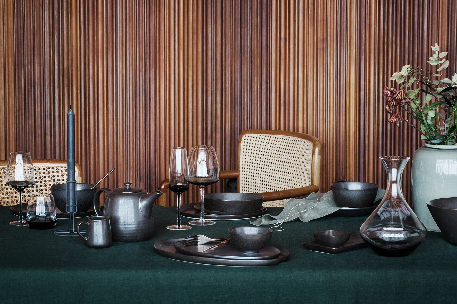 Smoke 水瓶/玻璃水瓶 1.65 liter, 透明-灰色 Broste Copenhagen