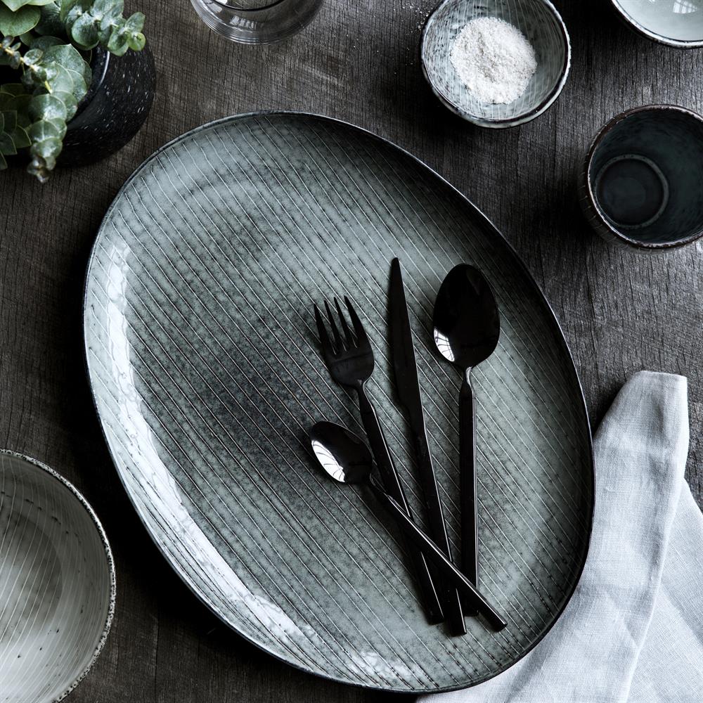 Tvis 餐具 cutlery set 16 pieces, 黑色 Broste Copenhagen