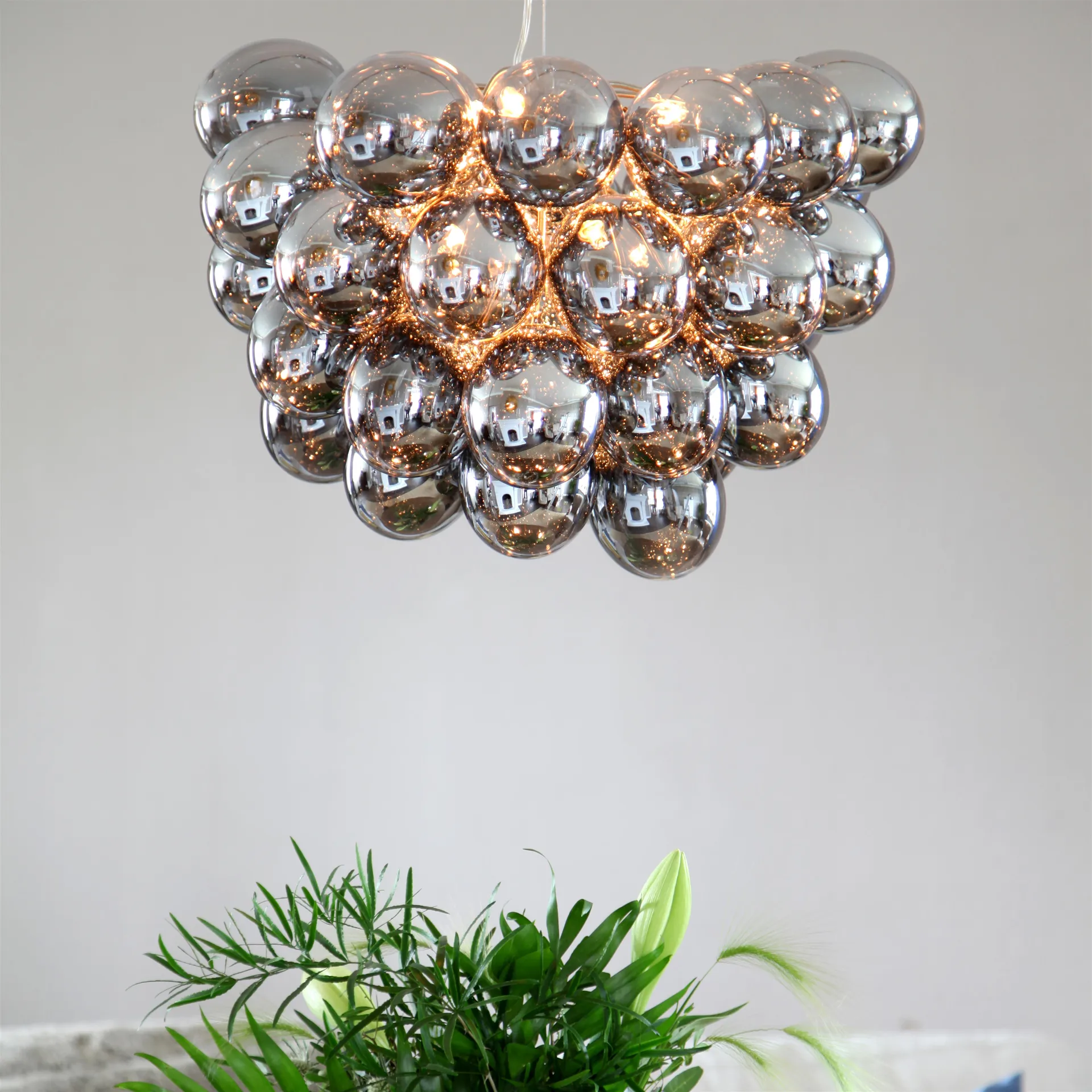 Gross 气球吊灯 大, 烟灰色 By Rydéns