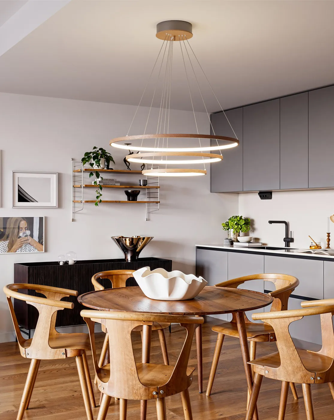 Trione 天花板灯 Ø80 cm, 核桃色 By Rydéns