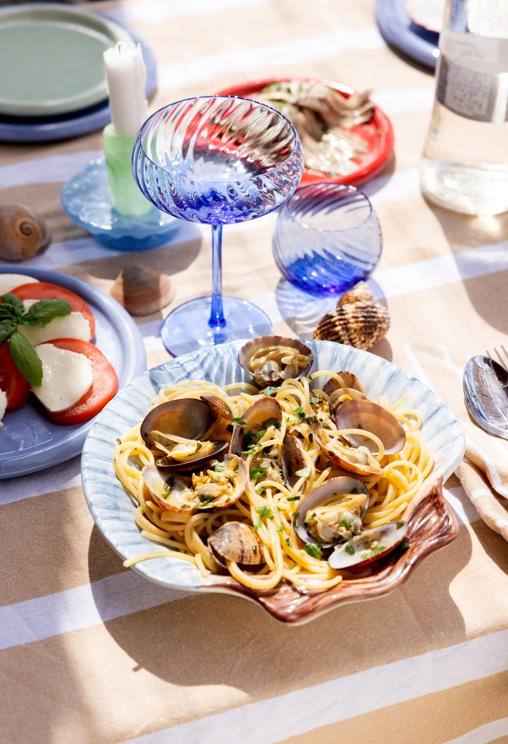 Armona 阿莫娜 海洋系列 贝壳盘 23.5x23.5cm, 浅蓝 Byon