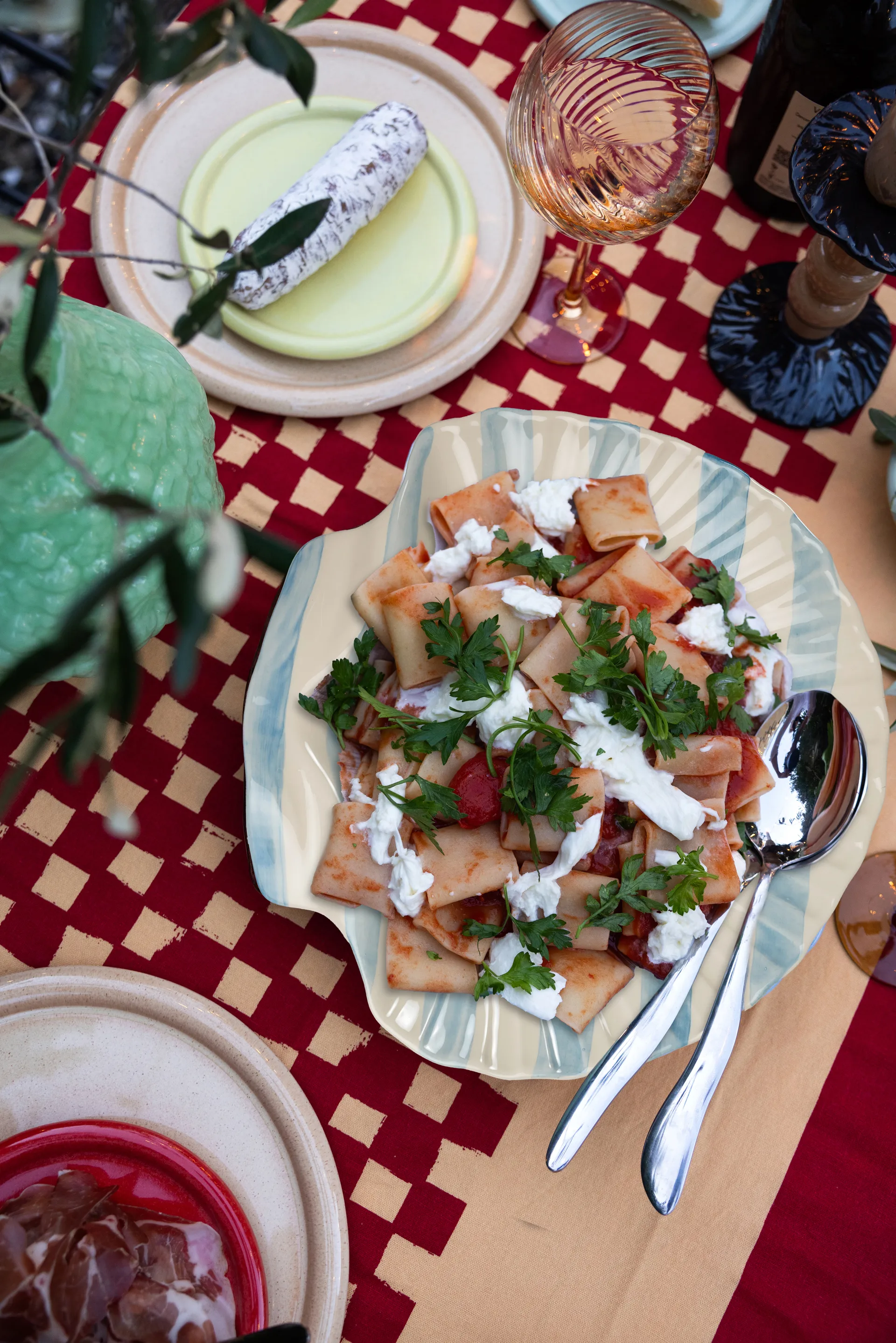 Armona 阿莫娜 海洋系列 条纹贝壳盘 32x32.5cm , 浅蓝-白色 Byon