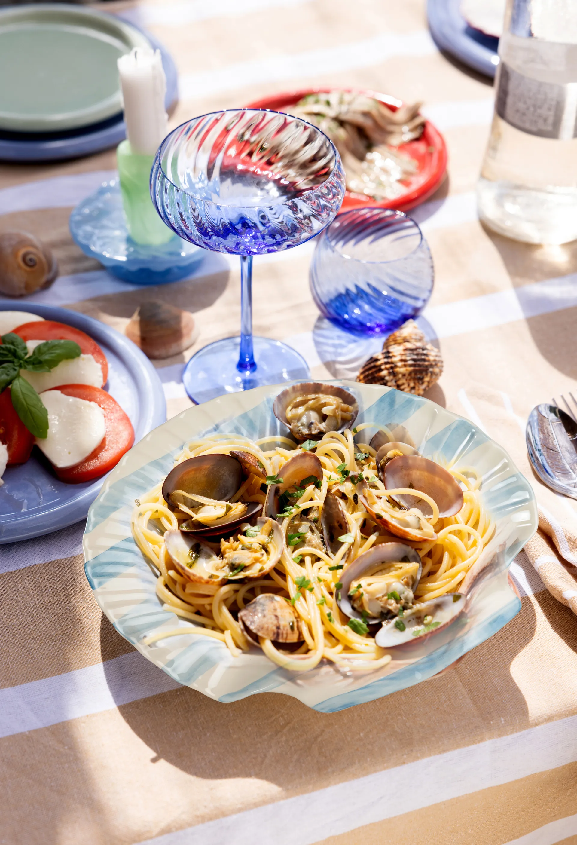 Armona stripe 盘子 23.5x23.5 cm, 浅蓝-白色 Byon