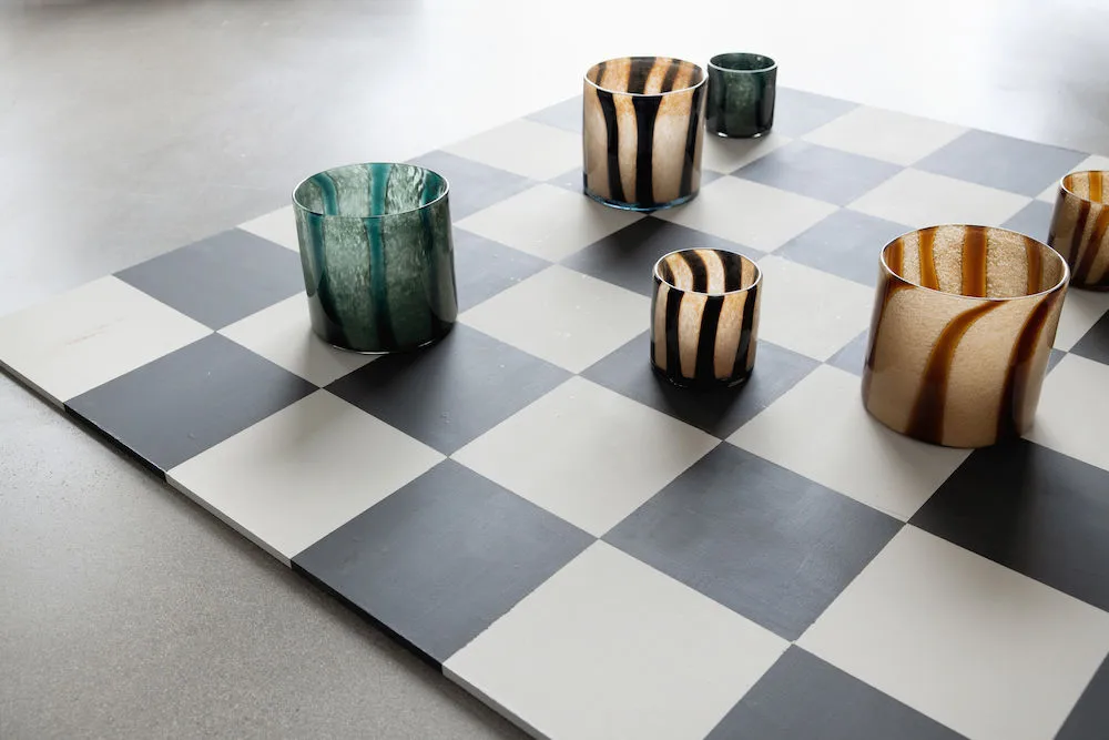 Calore 烛台-花瓶 M Ø15 cm, 黑色-米色 Byon