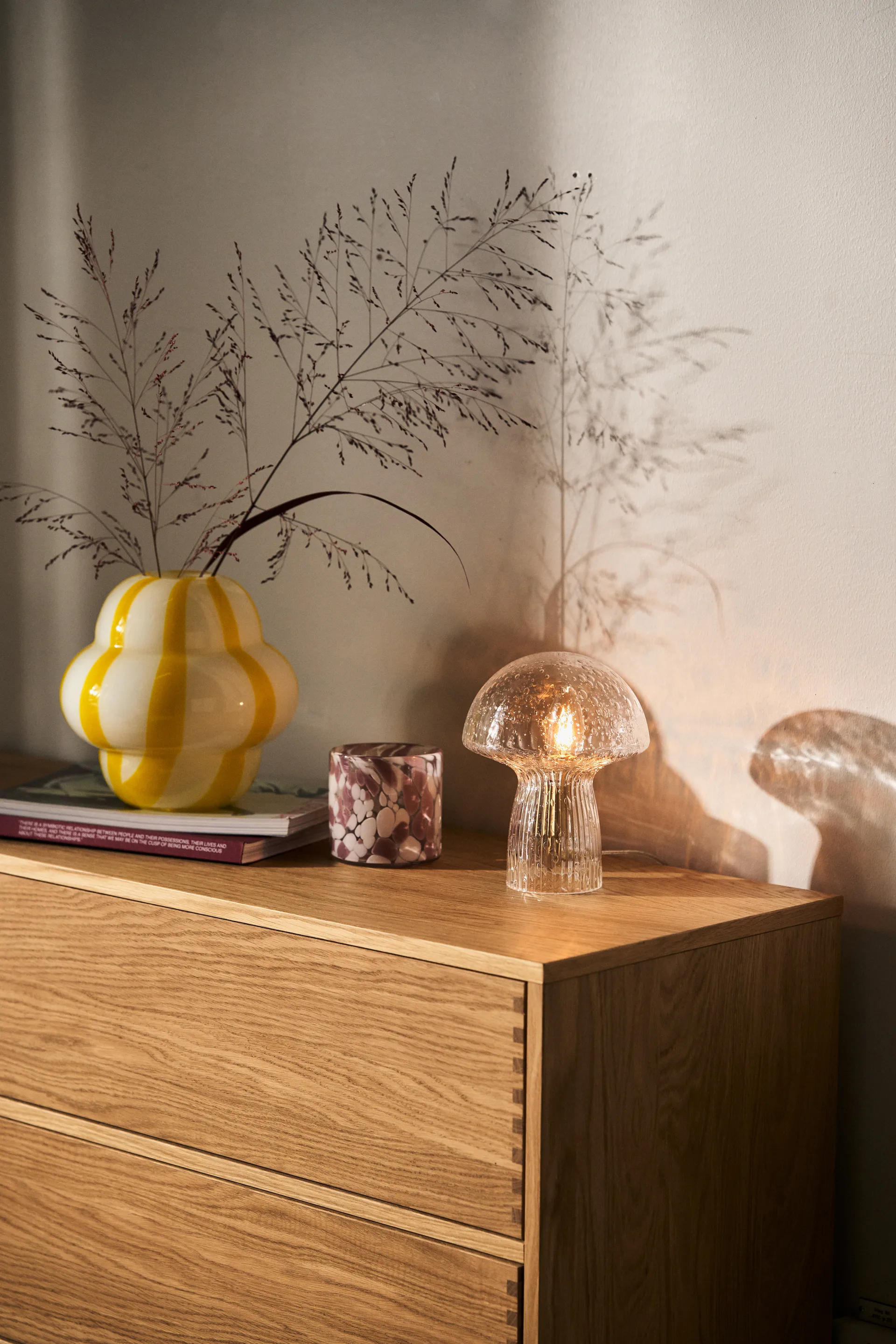 Curlie 条纹玻璃花瓶 20cm , 黄色 Byon