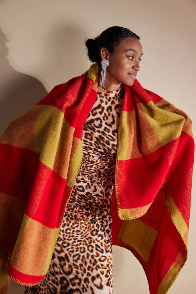 Embrace 毯子 130x200 cm, 红色-黄色 Byon