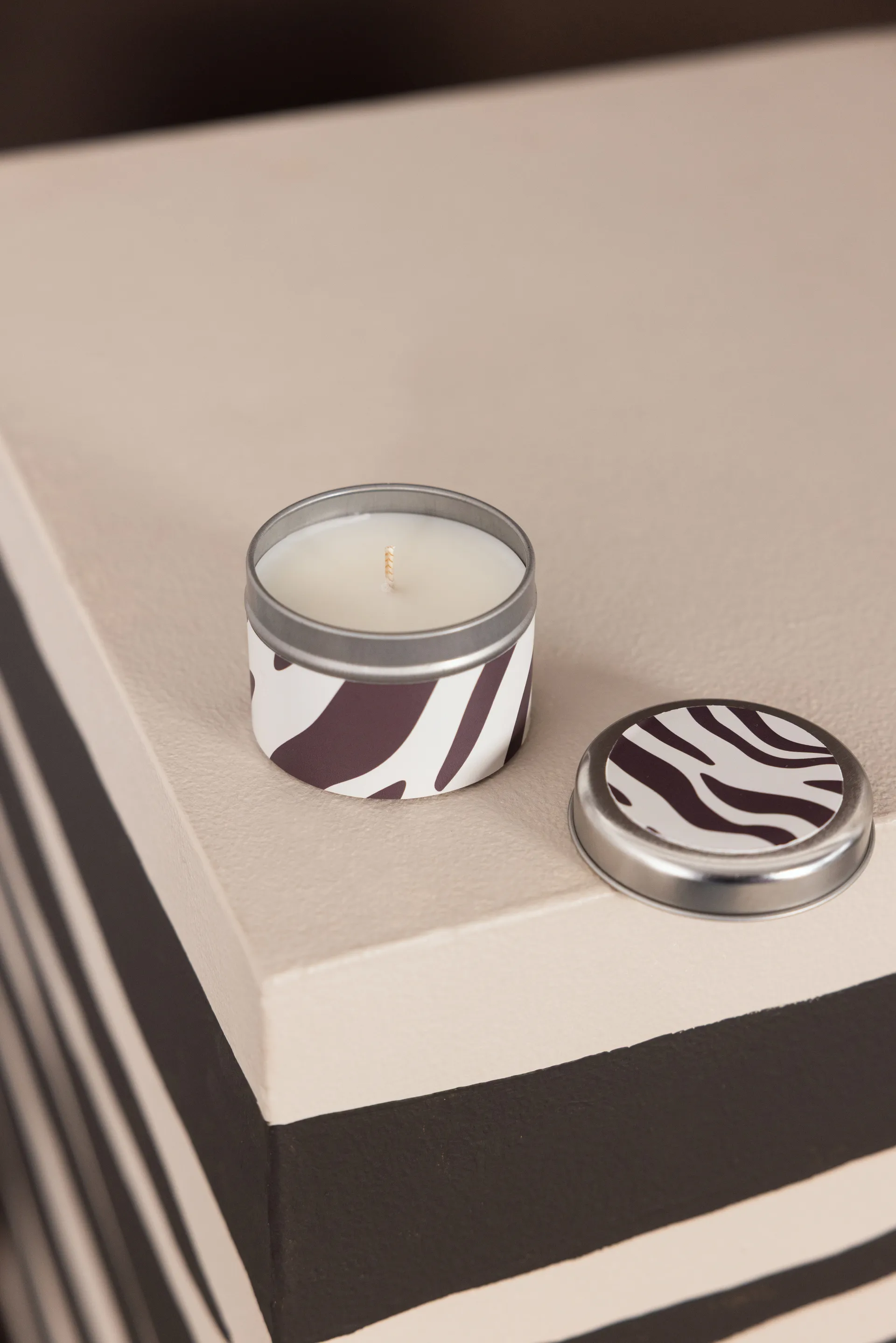 Fumage 香薰蜡烛, 12 h Byon