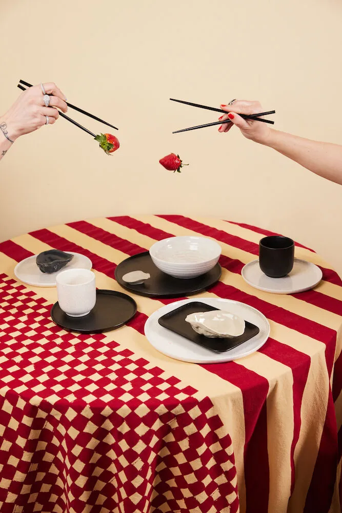 Love 桌布150x280cm, 红沙色 Byon