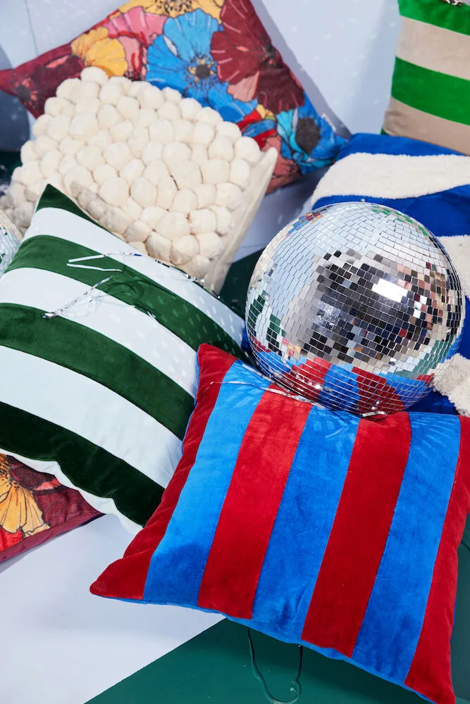Pathi中号靠垫45x45cm, 蓝色_红色 Byon