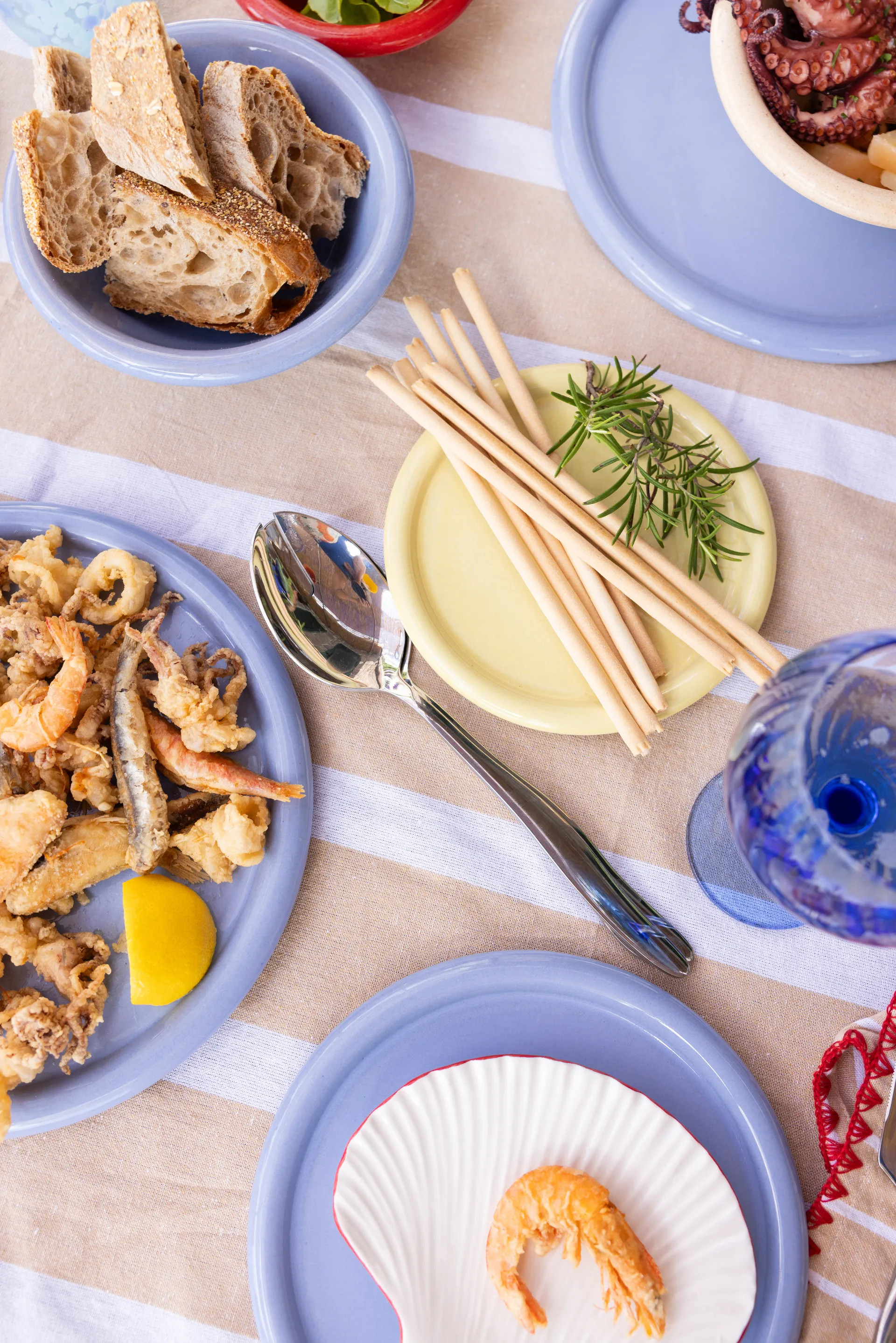 Porto系列 葡萄牙手工陶瓷餐具 碗_Ø18cm , 浅蓝 Byon