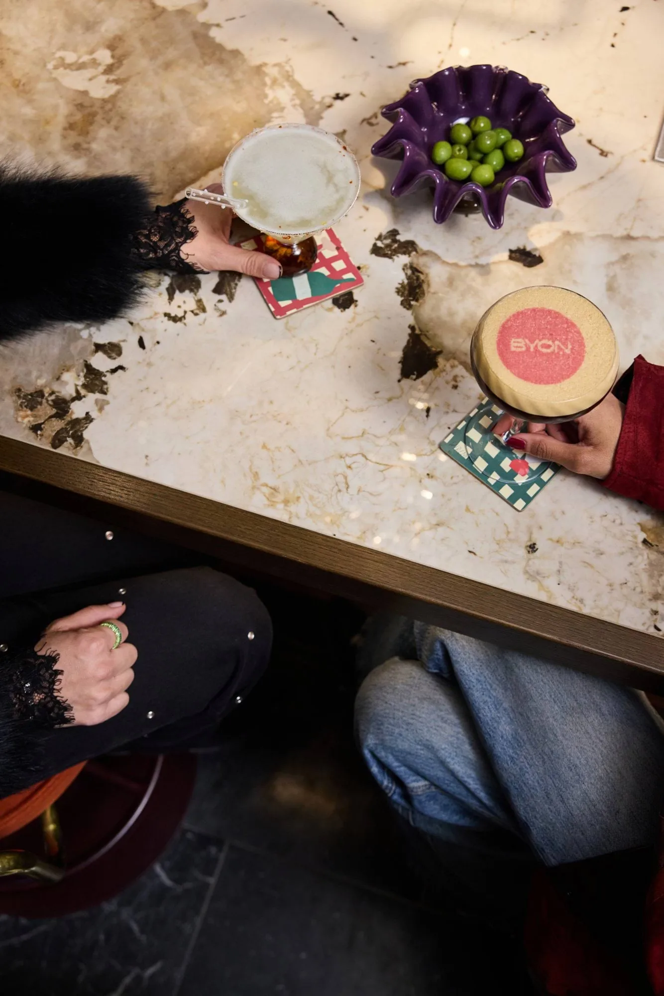 Sera 玻璃杯垫 4件套, 混合色，9x9cm Byon