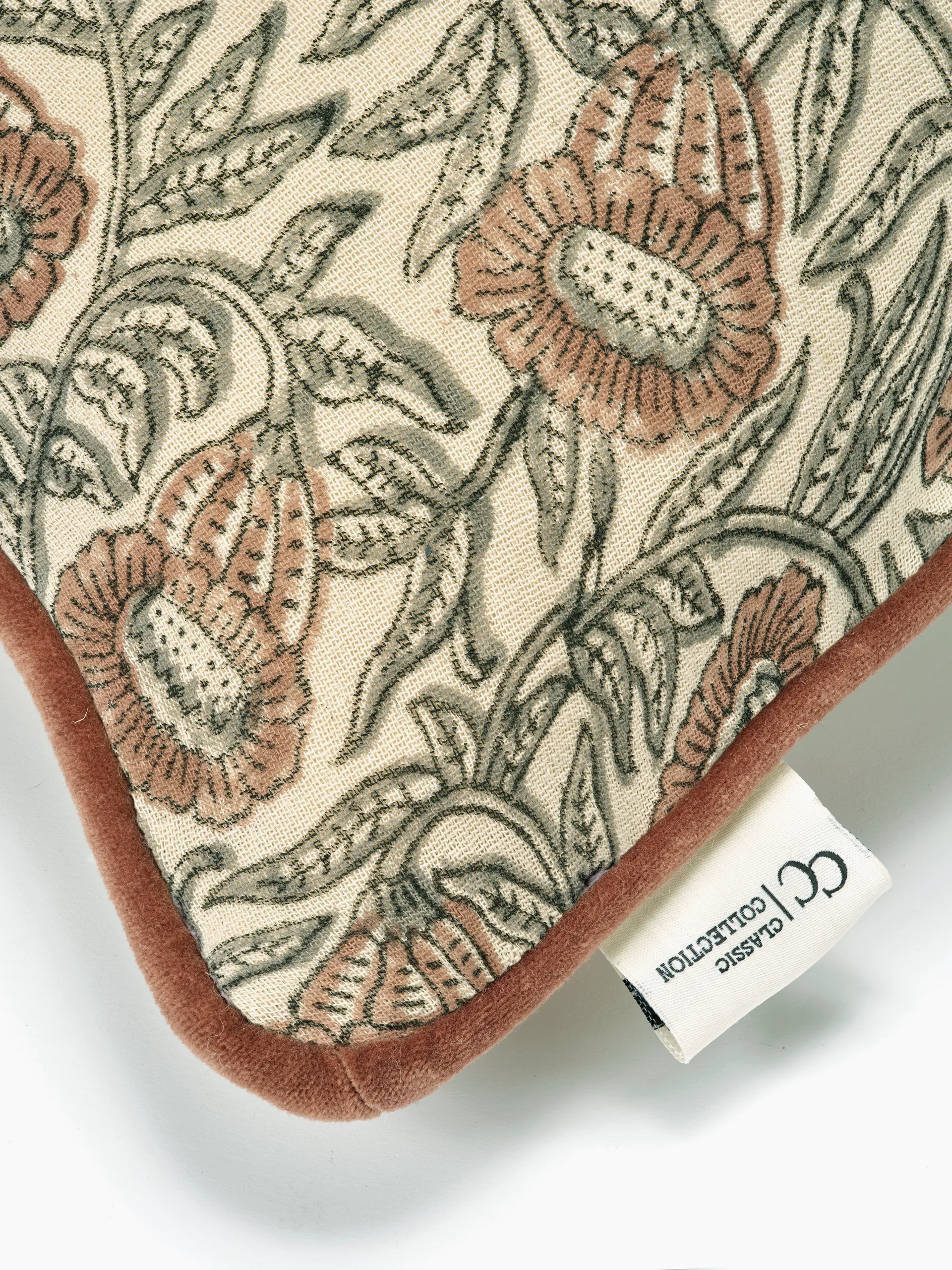 Bell 靠枕套 50x50 cm, Mocha Classic Collection