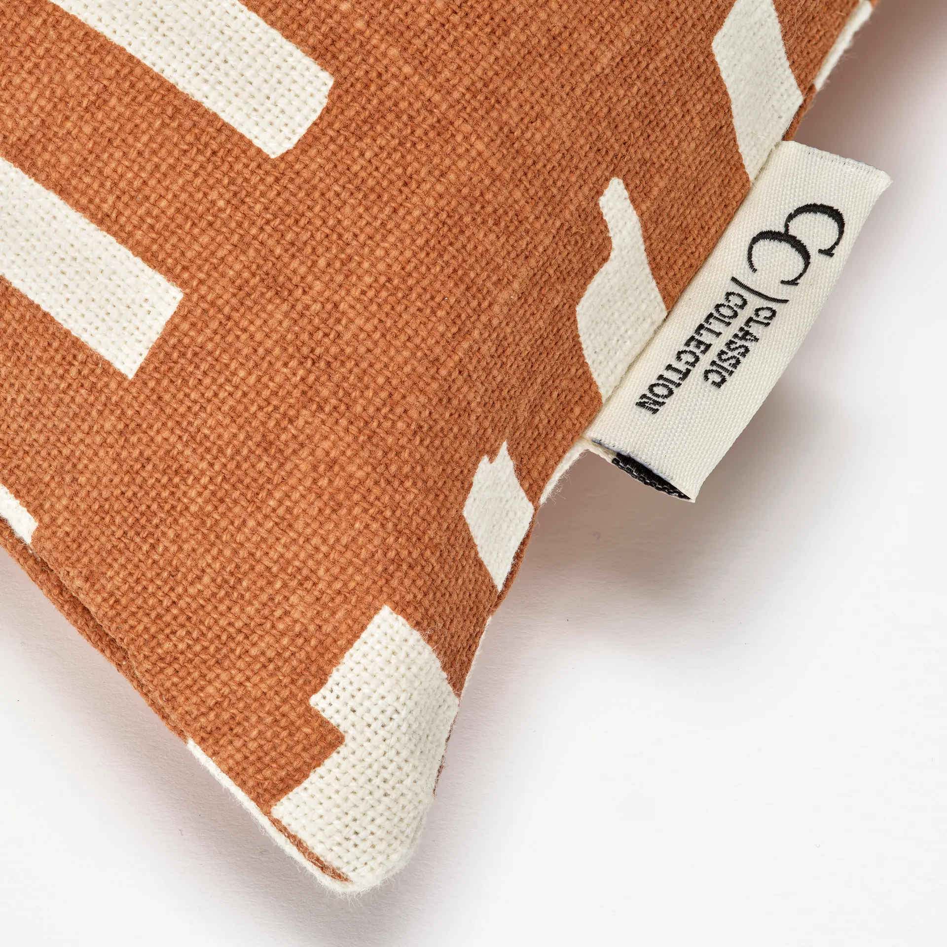 Ikat Block 靠枕套 50x50 cm, 褐色 Classic Collection