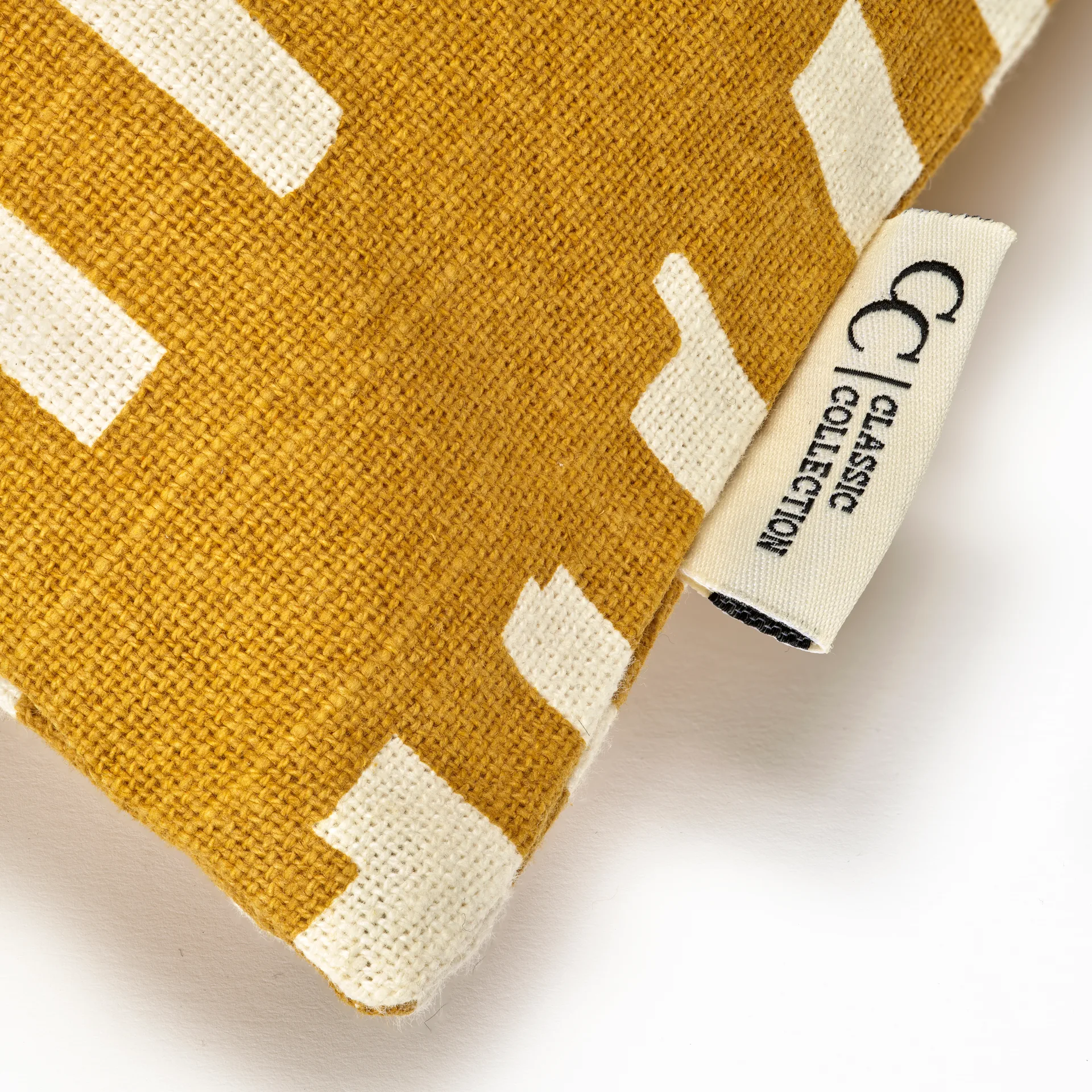 Ikat Block 抱枕套 50x50cm, 黄色 Classic Collection