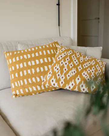 Ikat Diamond 抱枕套 50x50cm - 黄色 - Classic Collection