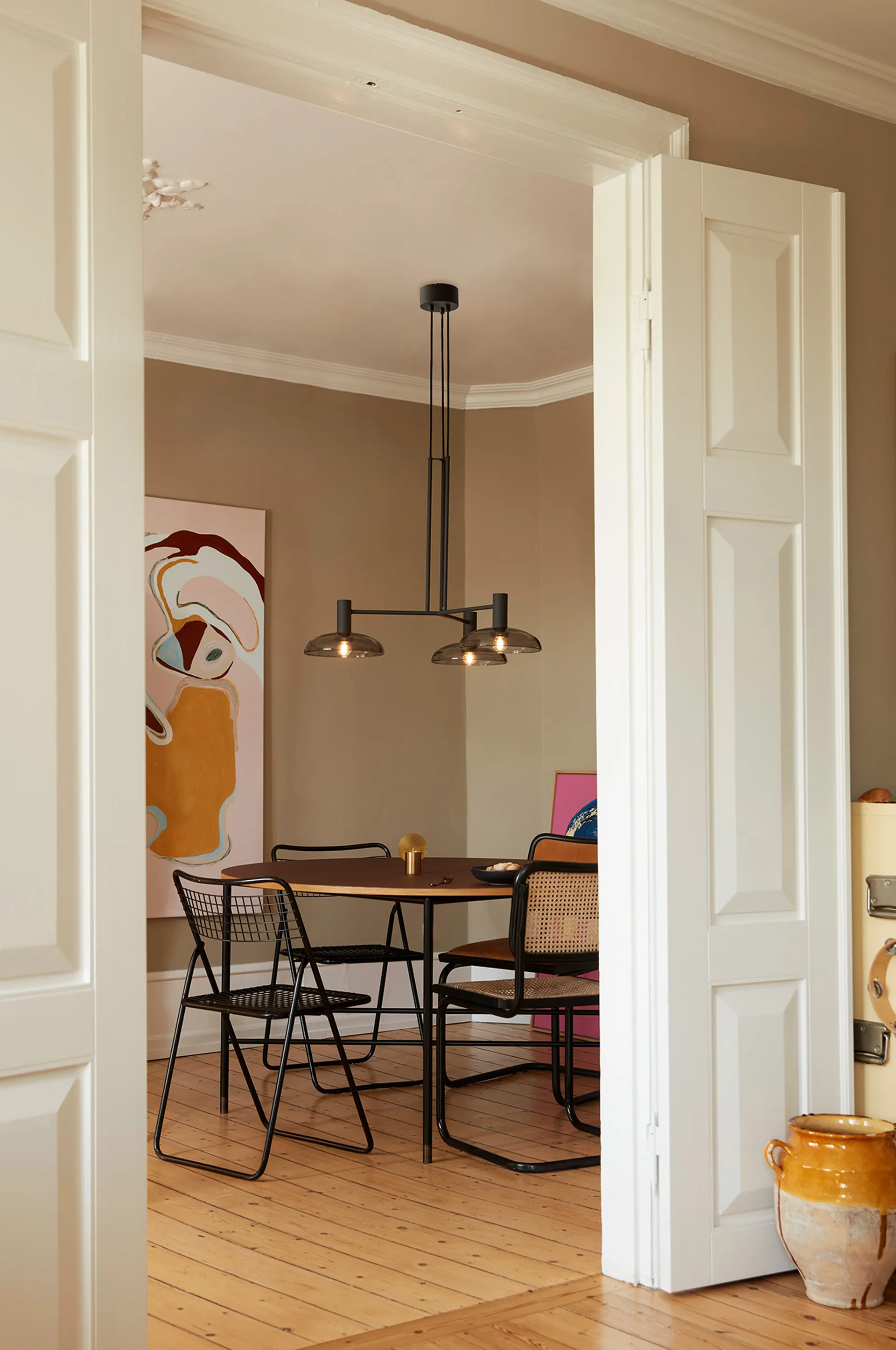 Ufo Circle 吊灯, 黑色 CO Bankeryd