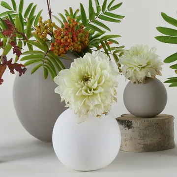 Ball 白色花瓶 - 10cm - Cooee Design