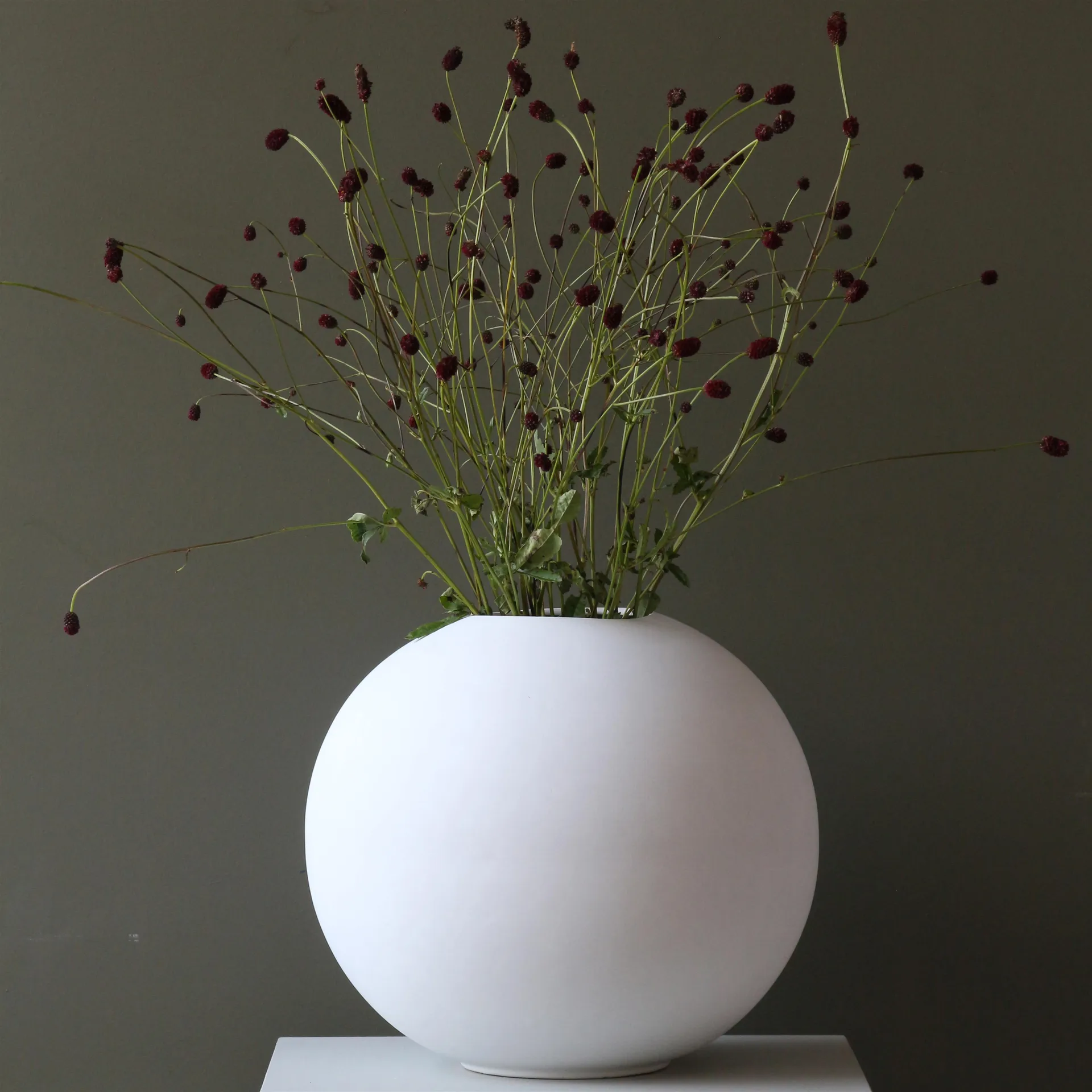 Ball 白色花瓶, 30cm Cooee Design