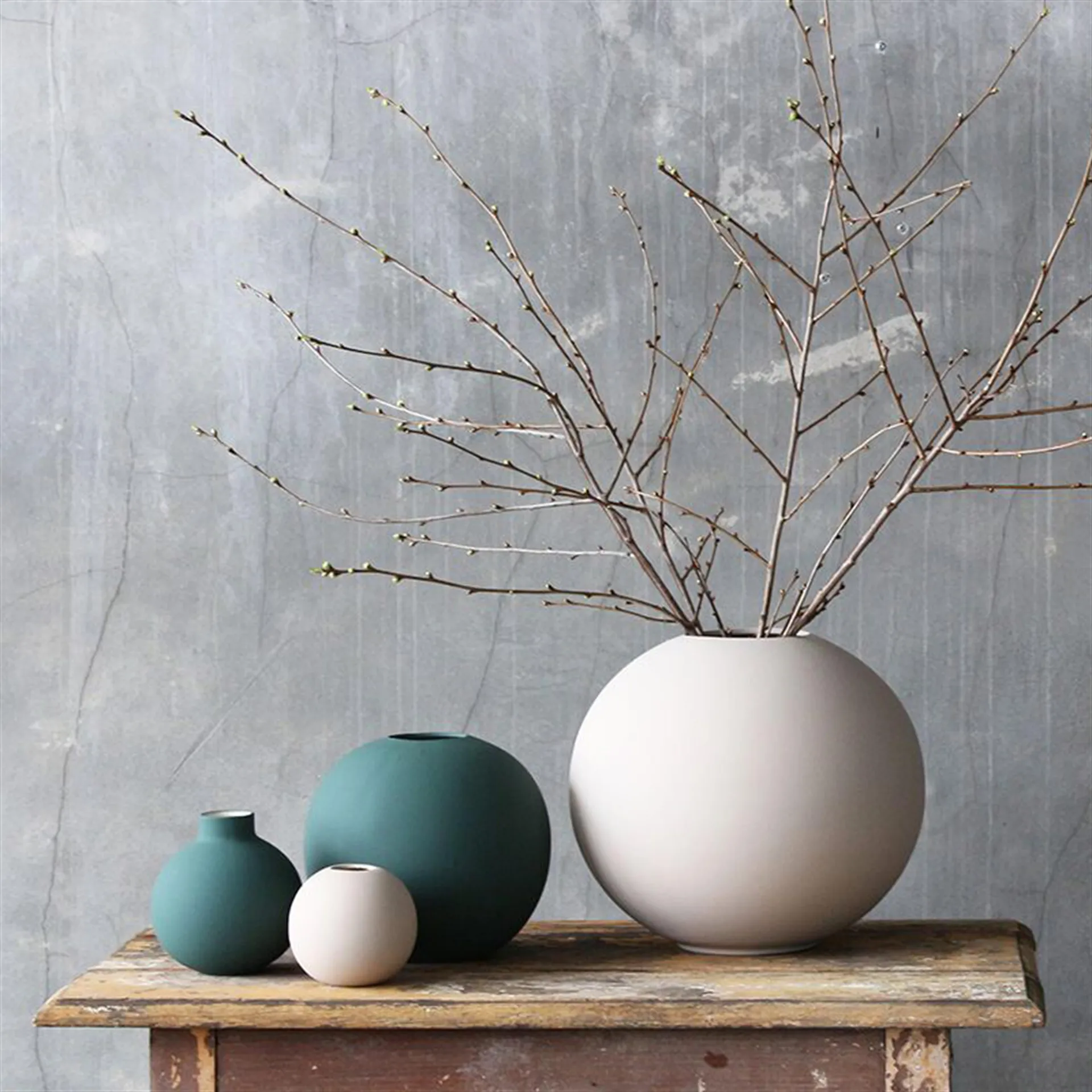 Ball 沙色花瓶, 8cm Cooee Design