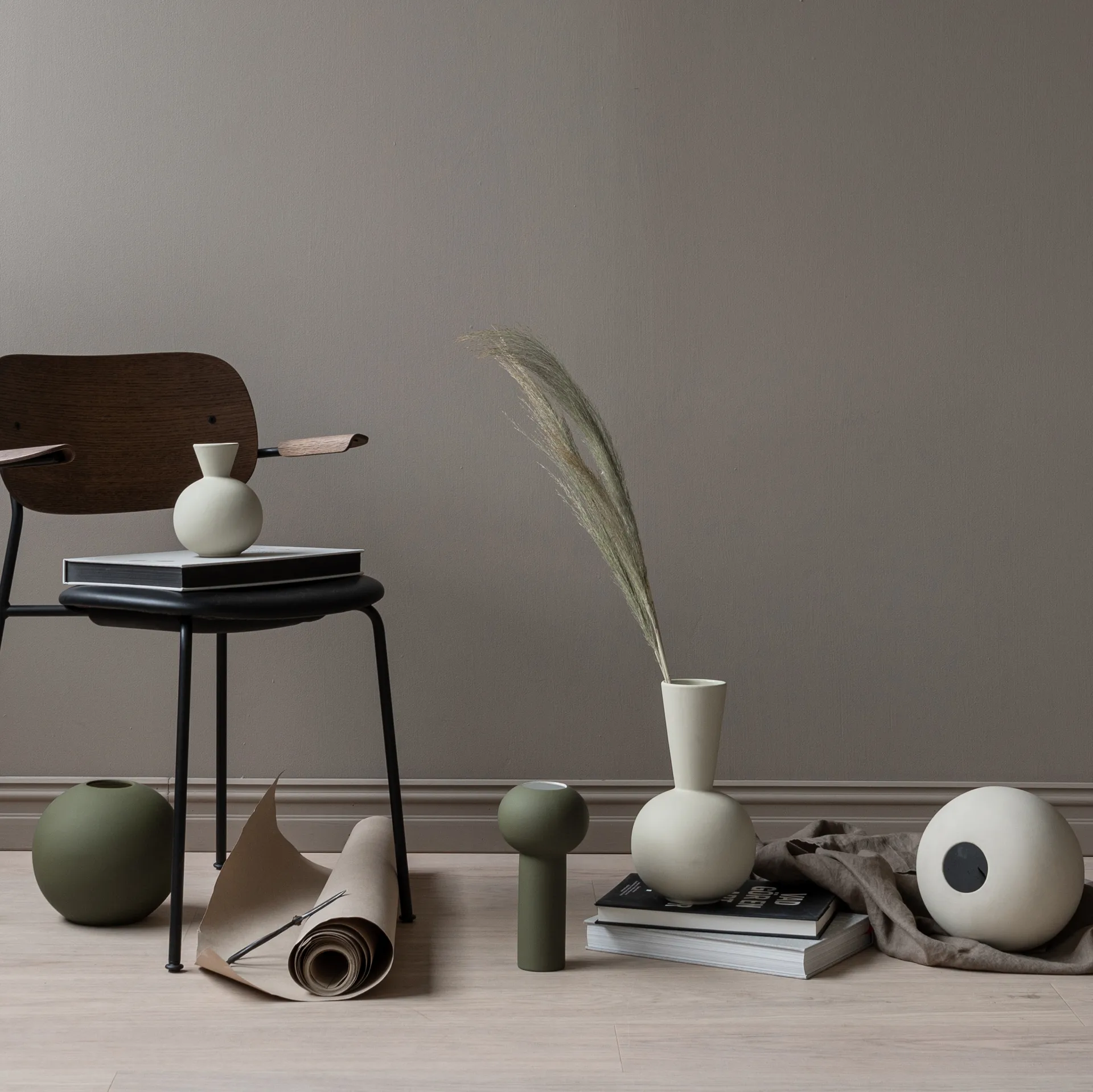 Ball 花瓶 olive, 20 cm Cooee Design